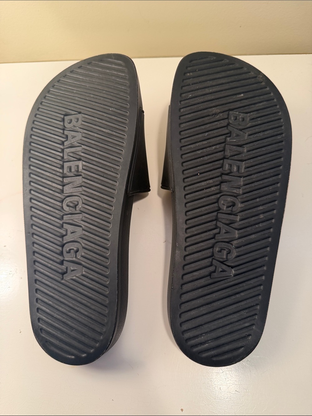 Balenciaga Pool Slides – Men’s Black/White Logo | Size EU 40 / US 7 - Picture 2 of 10